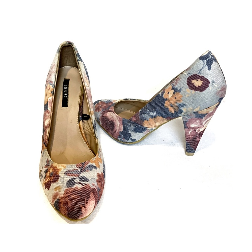 Floral heels Forever 21